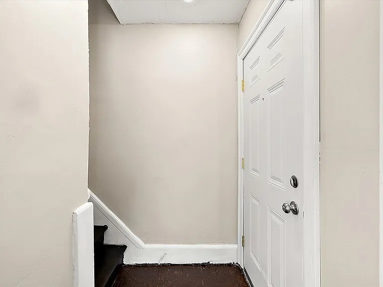 5741 Lakewood St — Photo 28