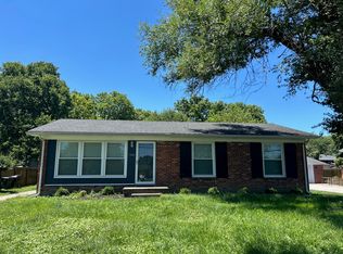 10406 Whipps Mill Rd, Louisville, KY 40223
