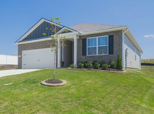 418 Lauren Ln, Chapel Hill, TN 37034