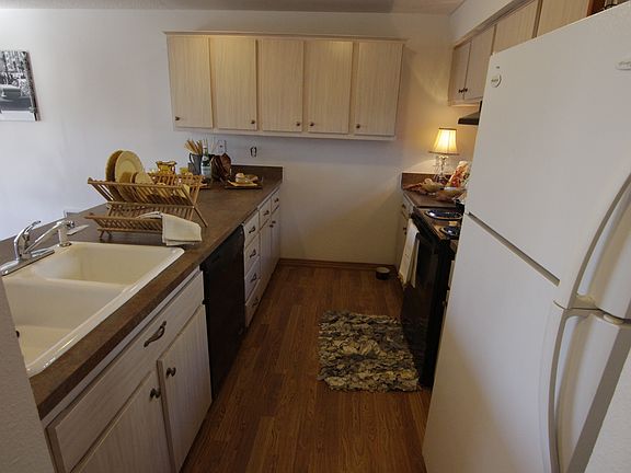 4th image of 21650 14th Ave S APT F5