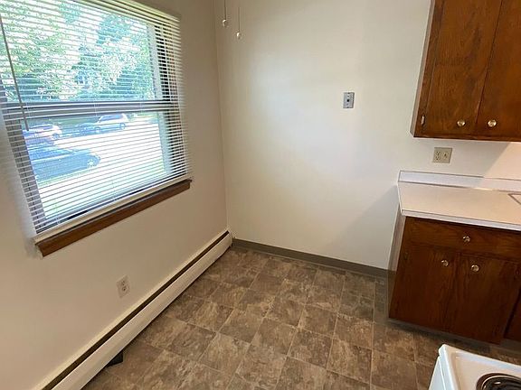 4th image of 1807 Stillwater Ave E #6