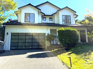 12023 NE 100th Pl, Kirkland, WA 98033