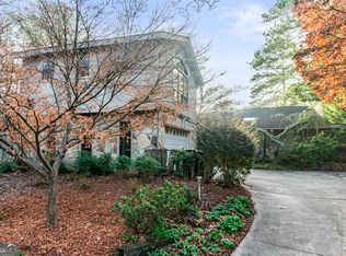 1845 Branch Valley Dr, Roswell, GA 30076