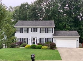 1208 Sharonbrook Dr, Twinsburg, OH 44087