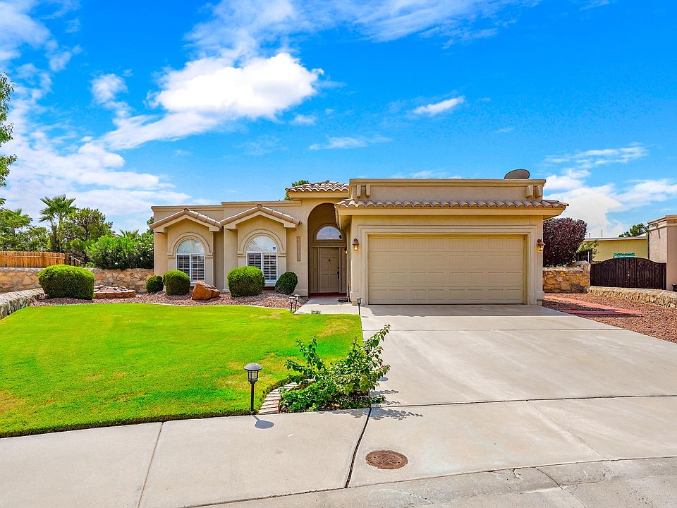 1st image of 12040 Crown Woods Ct