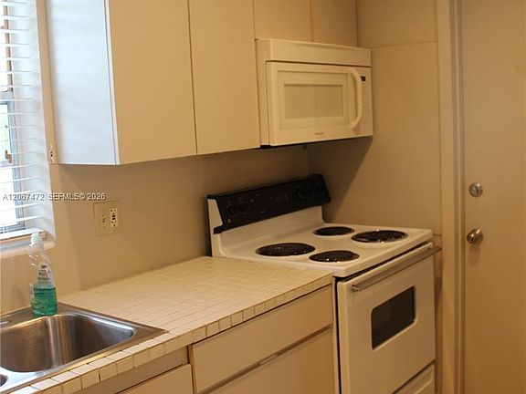 2nd image of 7550 SW 82nd St APT F204