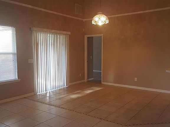 5th image of 269 James Cir