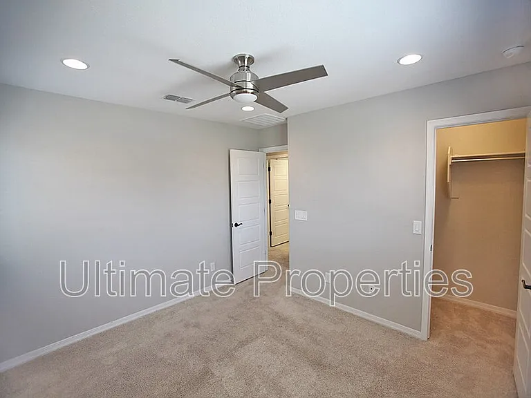 8920 W Marshall Ave — Photo 14