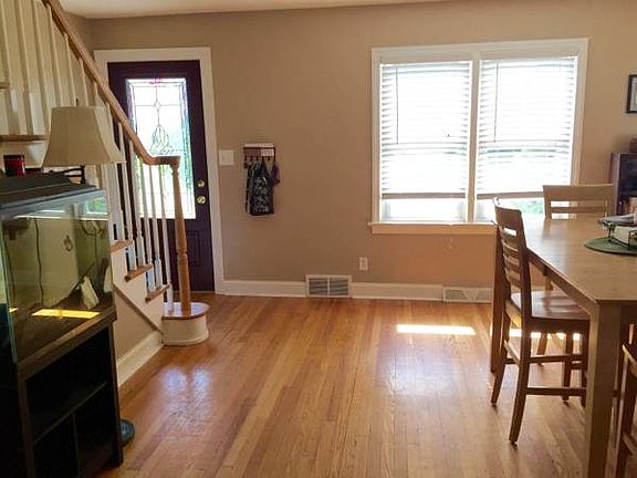 3rd image of 38 Pine St