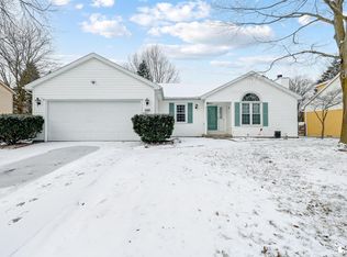 8925 Tanglewood Rd, Temperance, MI 48182