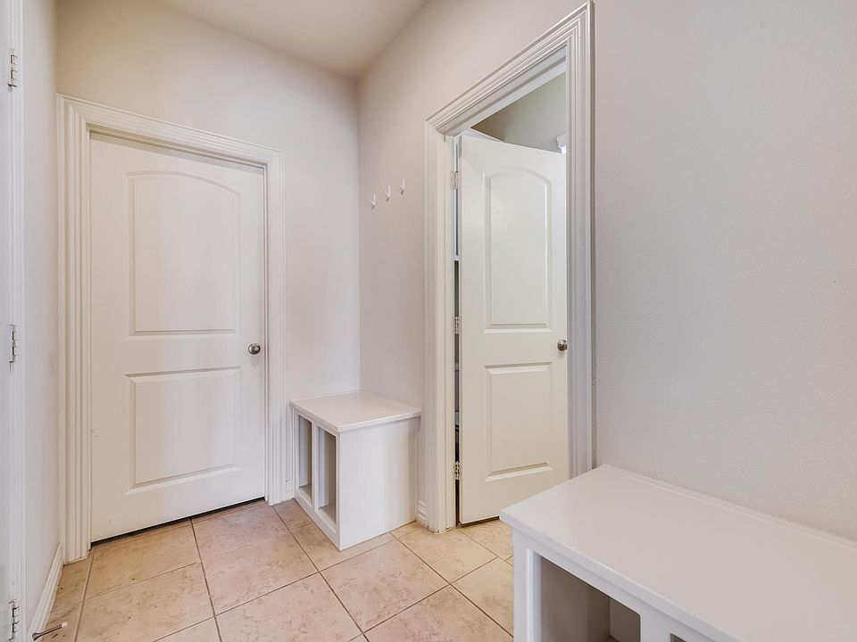 1st image of 1811 Evergreen Ct