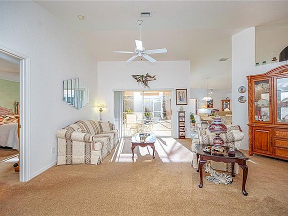 3rd image of 2650 Alamander Ave