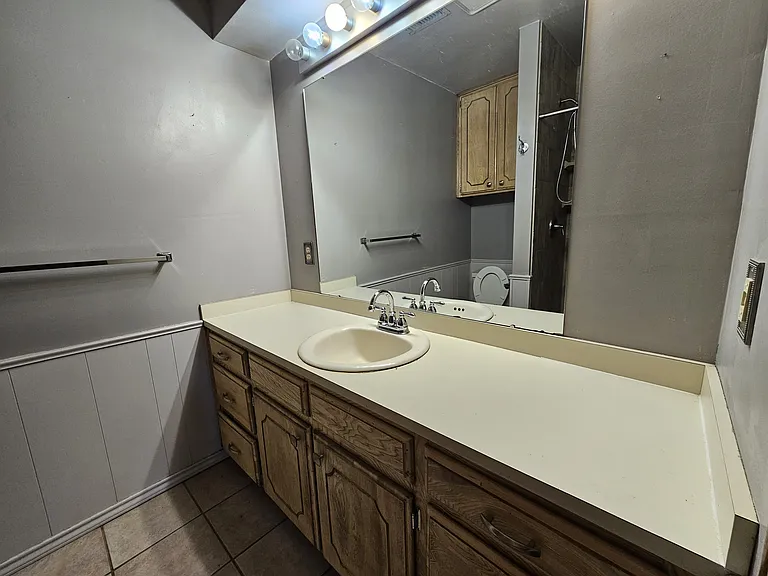 1436 Savannah Cir — Photo 10