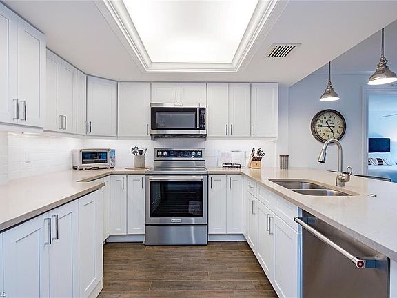 4th image of 5633 Turtle Bay DR #35