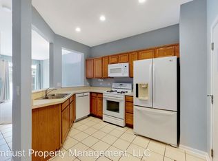 168 Stockton Dr, Grayslake, IL 60030