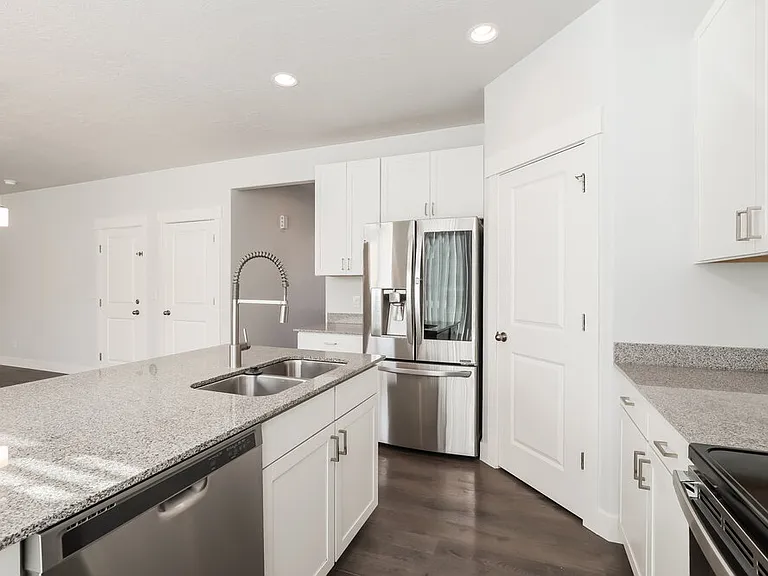 13061 S Acklins Dr — Photo 9