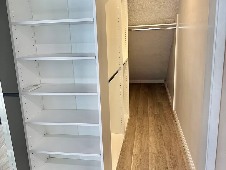 1040 N Laurel Ave #1 — Photo 12