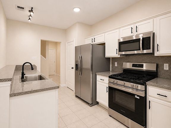 3rd image of 12238 Innisfall Cir