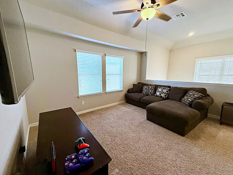 22438 Akin Nook — Photo 14