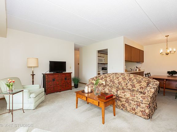 4th image of 5703 S Cass Ave APT 208