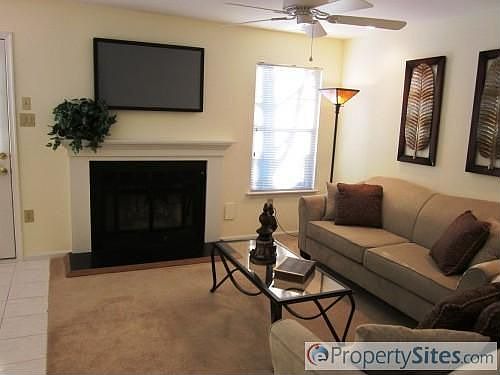 3rd image of 36 Sequoia Dr