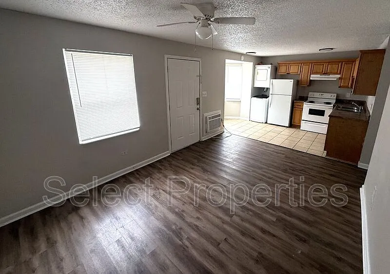 Building Photo - 4719 Samantha Ave