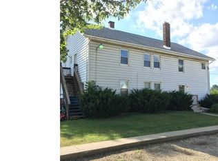 1402 Tallmadge Rd, Kent, OH 44240