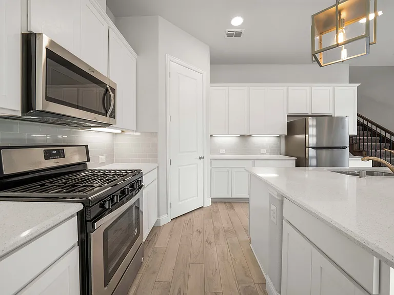 633 Ansley Way — Photo 9