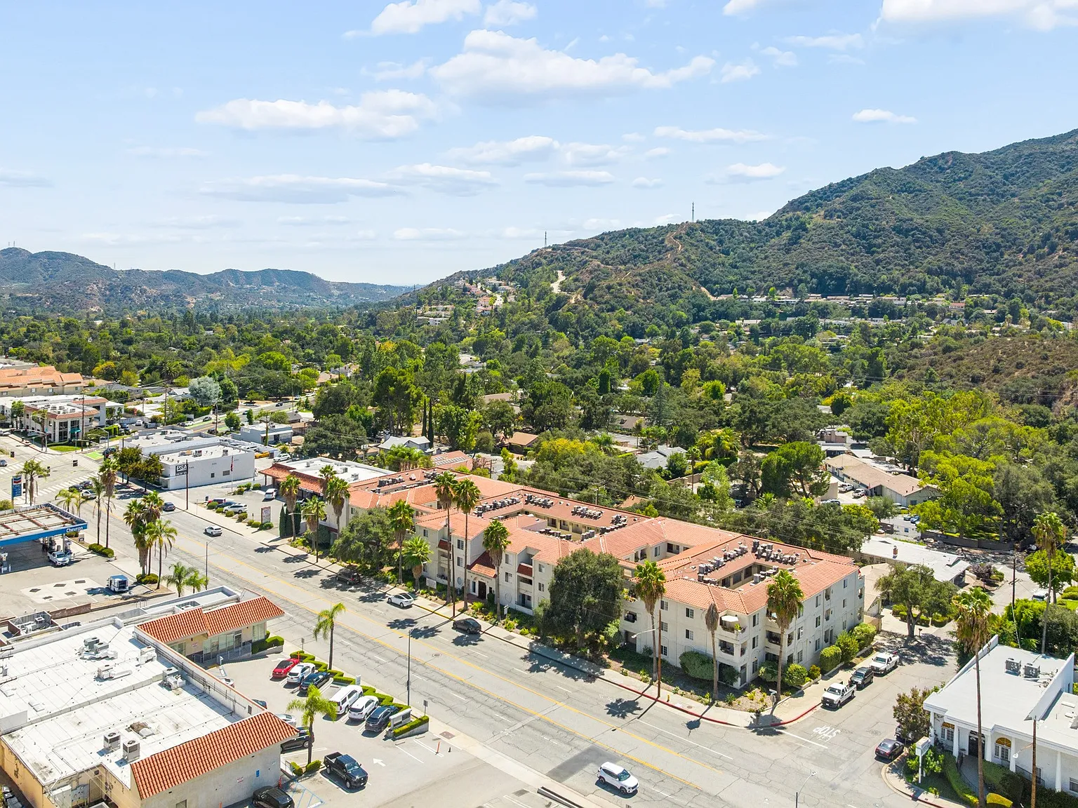 Twin Oaks - 65+ Senior Apartments — Photo 4