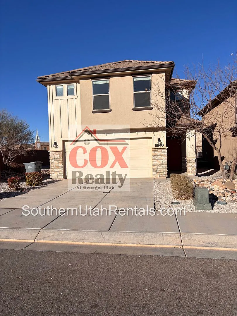 4 bed | 2 1/2 bath | 2 car garage in Desert Canyon with washer/dryer/fridge — Photo 1