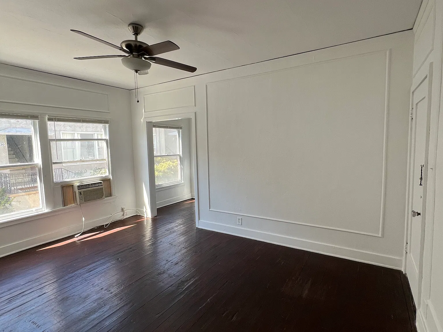 Studio, 450 sqft, $1,600 — Photo 4