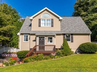 303 Keeney St, Manchester, CT 06040