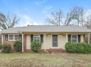 4534 Hidden Valley Rd, Charlotte, NC 28213