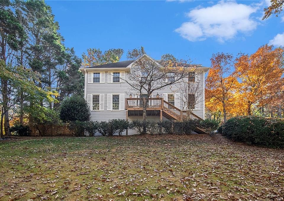 1st image of 154 Plantation Trce