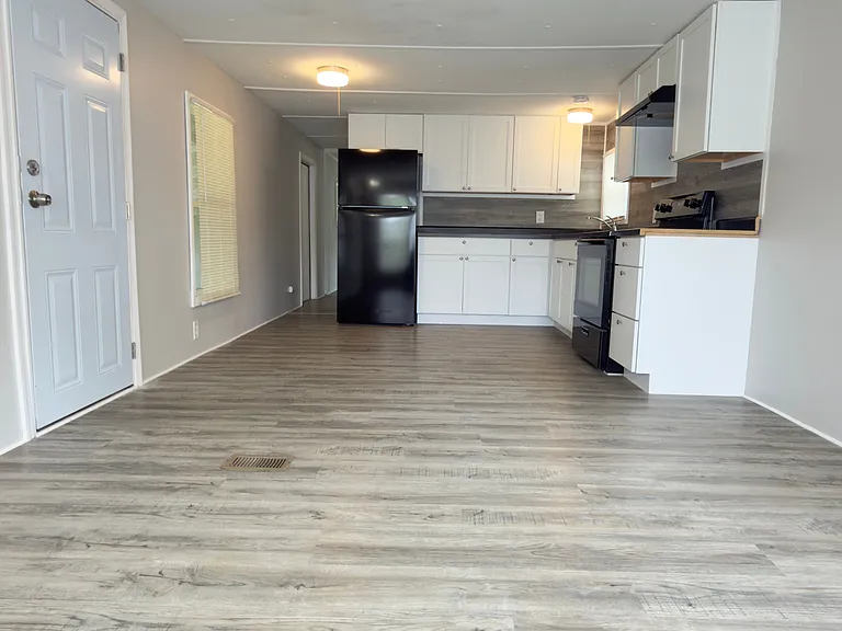 3000 Scott St — Photo 8