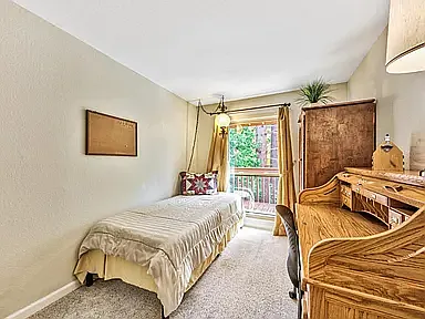 Current room is outfitted as an office. To replace with a bedroom set prior to leasing