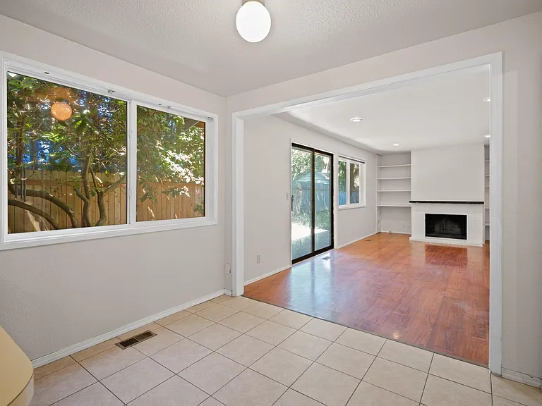 6003 153rd Ct NE — Photo 5