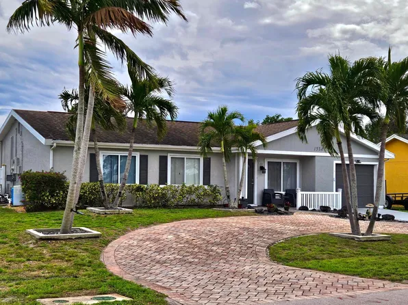 1534 SE Portillo Road, Port St Lucie, FL 34952