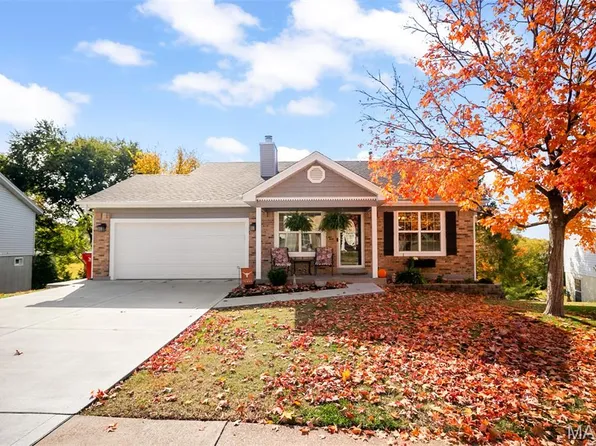 3036 Caprock Ct, Saint Louis, MO 63129