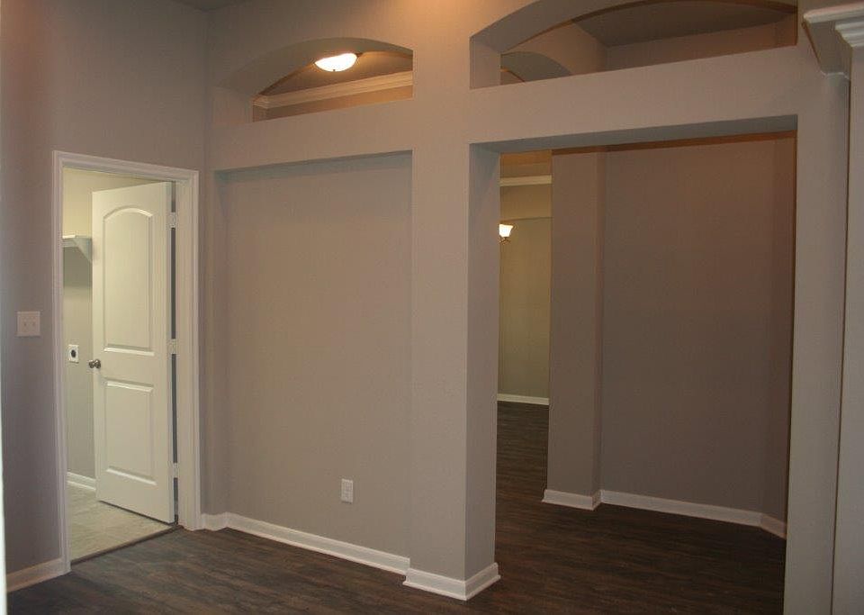 1st image of 3709 Daisey Ln