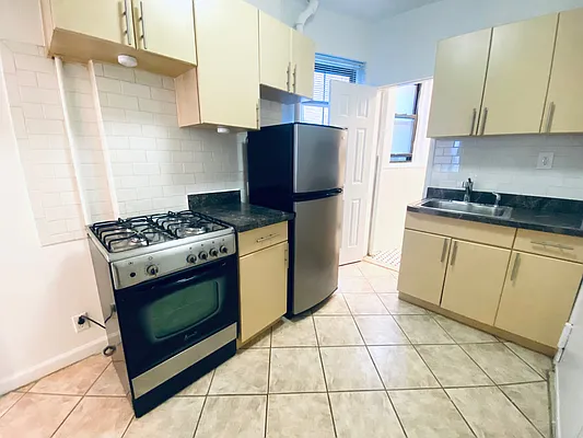 Rented by Highline Residential | media 1