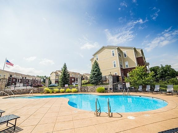 Photos - Pool and Sundeck C