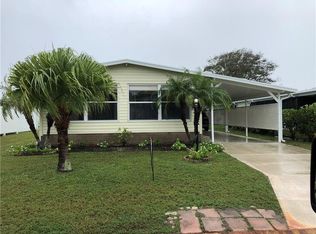 931 Dogwood Dr, Barefoot Bay, FL 32976