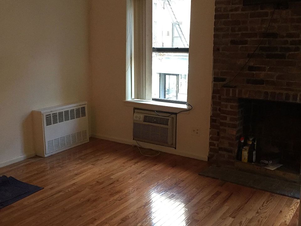 2nd image of 130 E 29th St APT 3