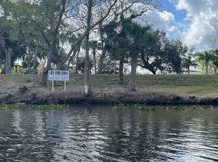 400 Rosewood Ct, Labelle, FL 33935