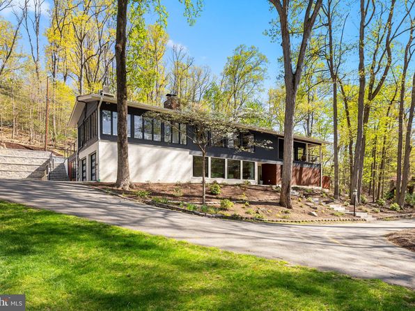 1335 N Pegram St, Alexandria, VA 22304