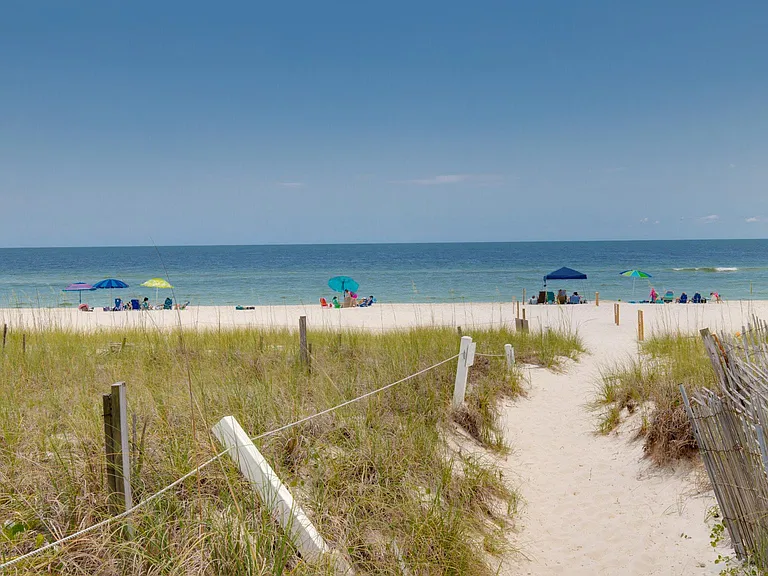 13351 Johnson Beach Rd #310E — Photo 15