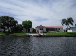 3824 Star Island Dr, Holiday, FL 34691