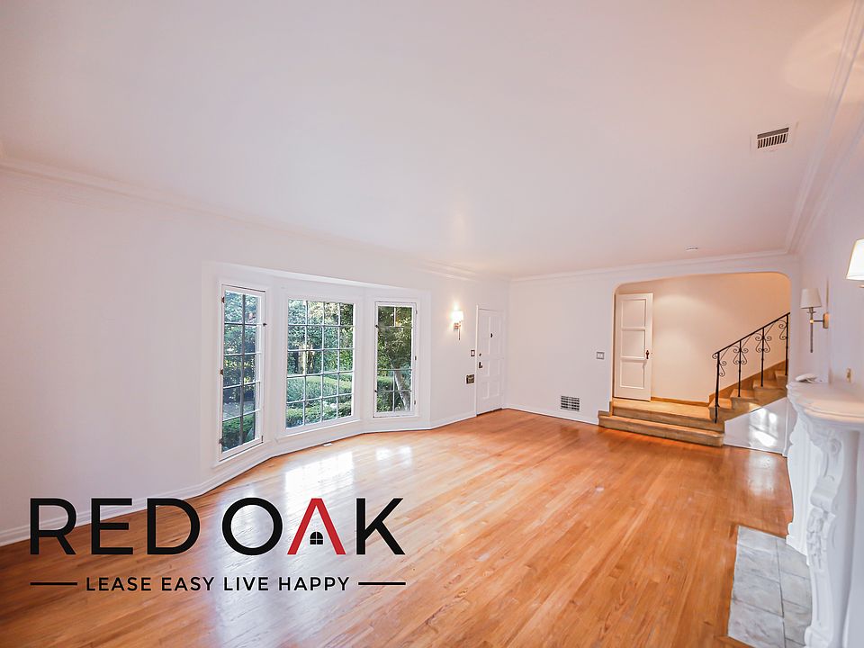 1st image of 902 S Mansfield Ave #902