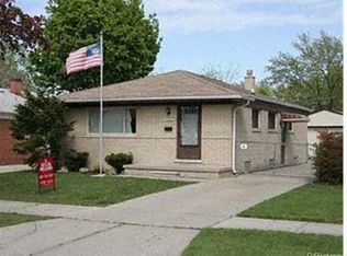5662 Highview St, Dearborn Heights, MI 48127